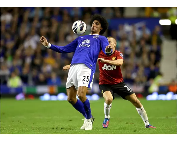 Everton vs. Manchester United Showdown: Fellaini vs. Cleverley at Goodison Park (1-0)