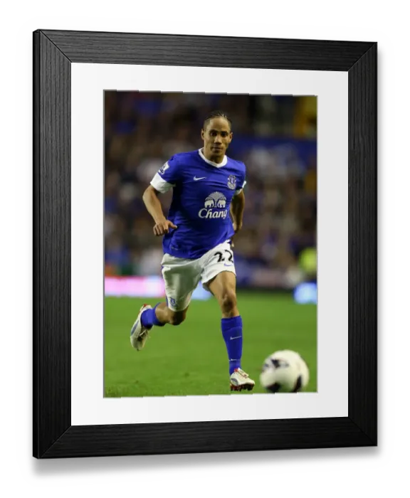 Framed Print : Steven Pienaar's Stunner: Everton's Thrilling 1-0 Win Over Manchester United (2012)