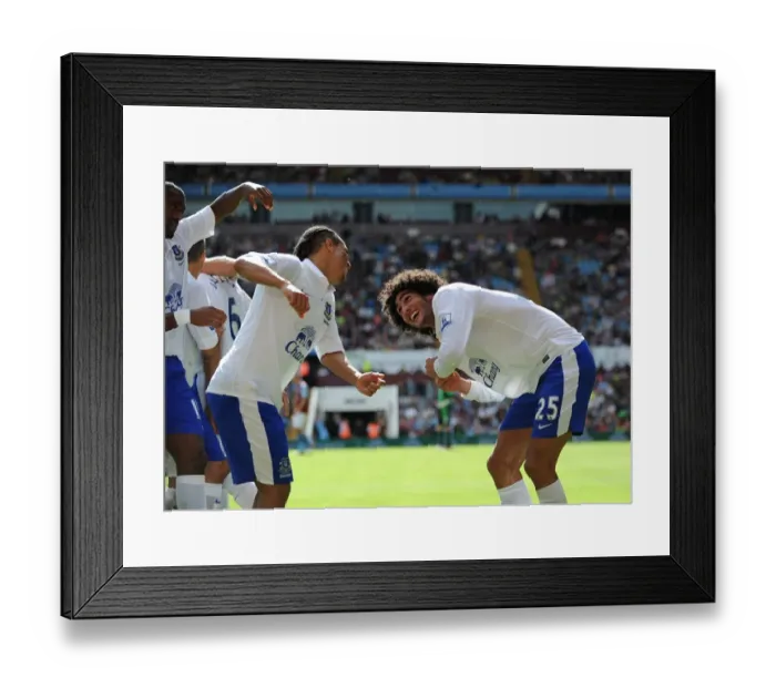 Framed Print : Everton's Unstoppable Partnership: Fellaini and Pienaar's Double Strike Against Aston Villa (25-08-2012)