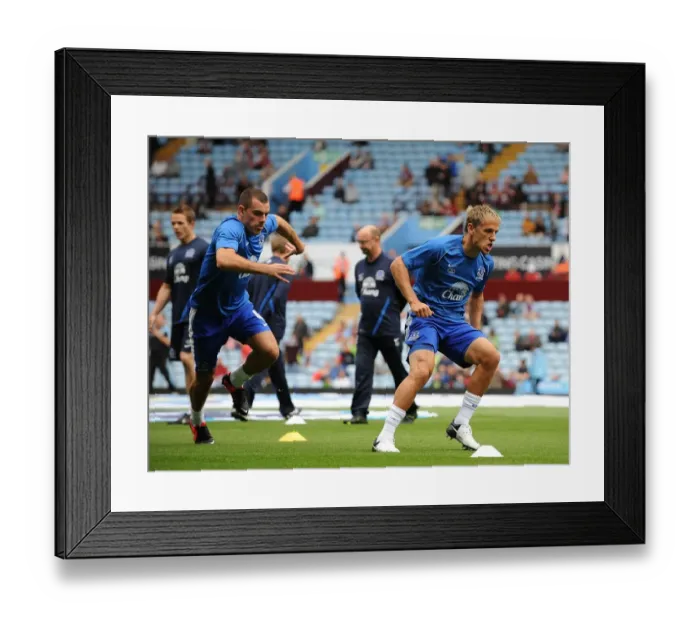 Framed Print : Everton FC at Villa Park: Neville and Gibson Warm Up Before Aston Villa vs Everton (Premier League: 25-08-2012) Framed Print : Everton FC at Villa Park: Neville and Gibson Warm Up Before Aston Villa vs Everton (Premier League: 25-08-2012)