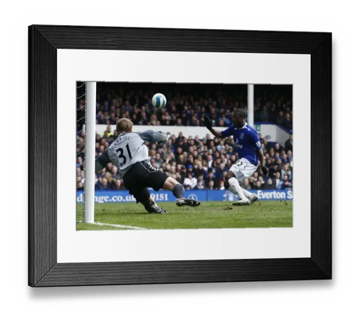Framed Print : Yakubu's Heartbreaking Miss: Everton vs Derby County, Premier League, 2007-08 Framed Print : Yakubu's Heartbreaking Miss: Everton vs Derby County, Premier League, 2007-08