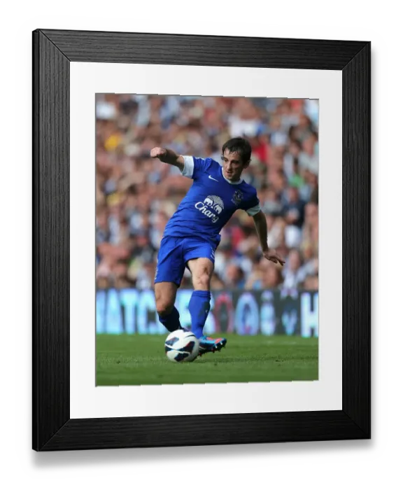 Framed Print : Leighton Baines Leading Performance: Everton's Victory over West Bromwich Albion (01-09-2012, The Hawthorns) Framed Print : Leighton Baines Leading Performance: Everton's Victory over West Bromwich Albion (01-09-2012, The Hawthorns)