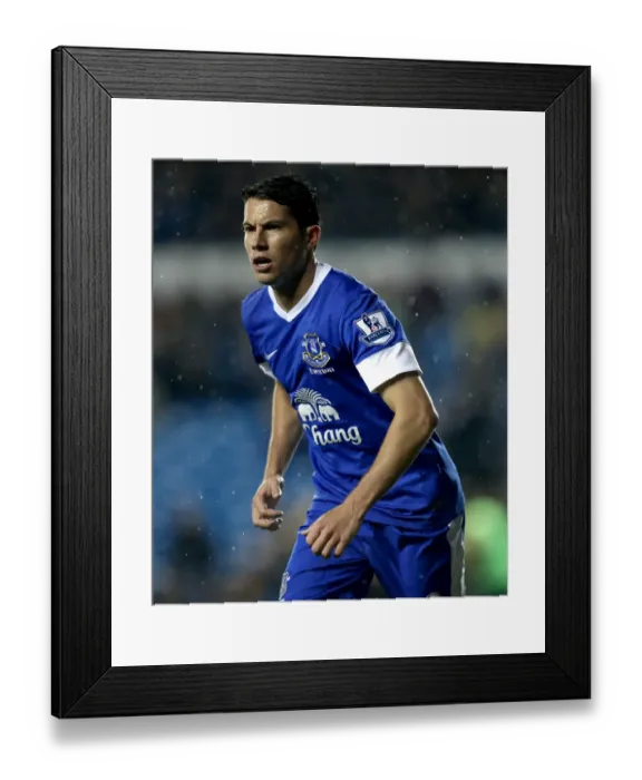Framed Print : Bryan Oviedo vs Leeds United: Everton's Defender Faces Off in Capital One Cup Third Round at Elland Road