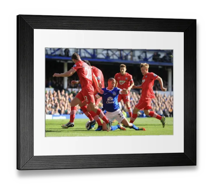 Framed Print : Barclays Premier League - Everton v Southampton - Goodison Park Framed Print : Barclays Premier League - Everton v Southampton - Goodison Park