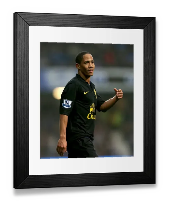 Framed Print : Steven Pienaar's Stellar Show: Queens Park Rangers vs. Everton (1-1) Framed Print : Steven Pienaar's Stellar Show: Queens Park Rangers vs. Everton (1-1)