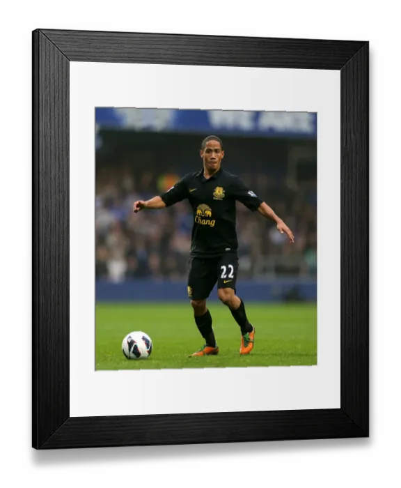 Framed Print : Steven Pienaar's Standout Performance: Queens Park Rangers vs. Everton (1-1) - Loftus Road Framed Print : Steven Pienaar's Standout Performance: Queens Park Rangers vs. Everton (1-1) - Loftus Road