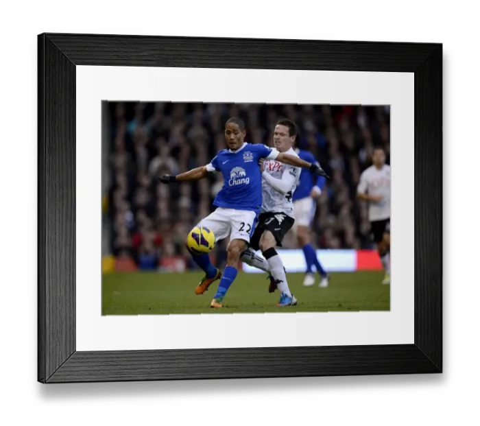 Framed Print : Battle for the Ball: Pienaar vs. Riether - Fulham vs. Everton, Premier League (3-11-2012) Framed Print : Battle for the Ball: Pienaar vs. Riether - Fulham vs. Everton, Premier League (3-11-2012)