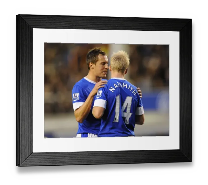 Framed Print : Jagielka and Naismith Discuss Tactics: Everton's Victory Over Sunderland (10-11-2012, Goodison Park, Barclays Premier League)