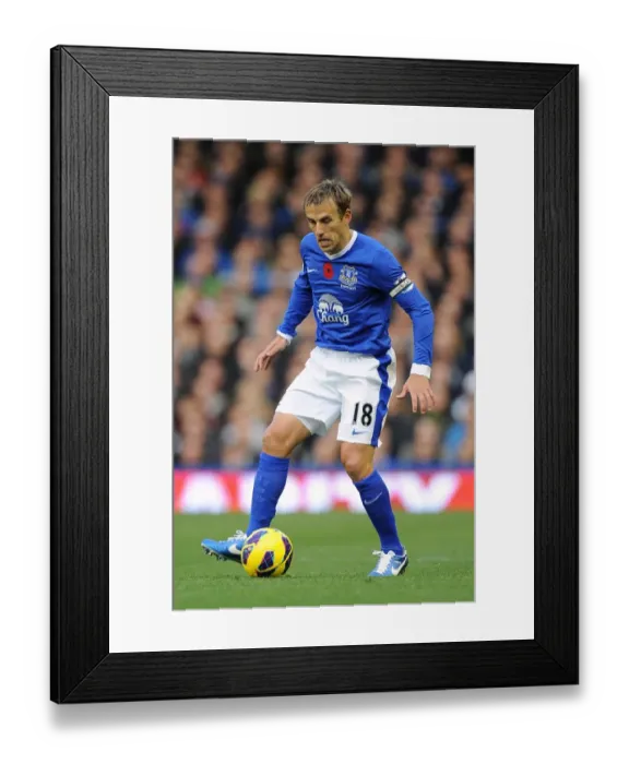 Framed Print : Phil Neville's Victory Celebration: Everton 2-1 Sunderland (Goodison Park, 10-11-2012)