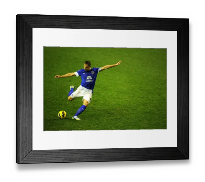 Framed Print : Phil Jagielka at Goodison Park: Everton vs Norwich City - 1-1 Draw (Barclays Premier League, 2012) Framed Print : Phil Jagielka at Goodison Park: Everton vs Norwich City - 1-1 Draw (Barclays Premier League, 2012)