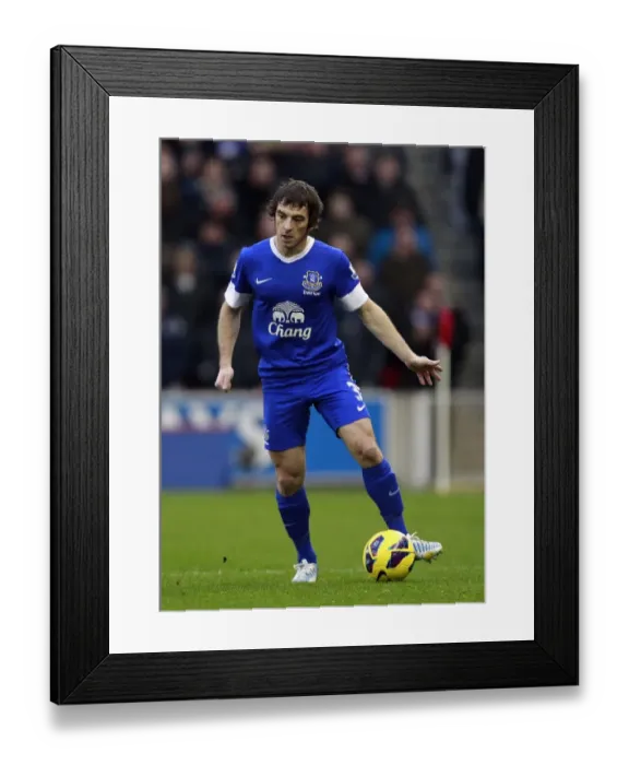 Framed Print : Leighton Baines: Parity at Britannia Stadium (1:1 vs Stoke City, Everton, Barclays Premier League, 15-12-2012) Framed Print : Leighton Baines: Parity at Britannia Stadium (1:1 vs Stoke City, Everton, Barclays Premier League, 15-12-2012)
