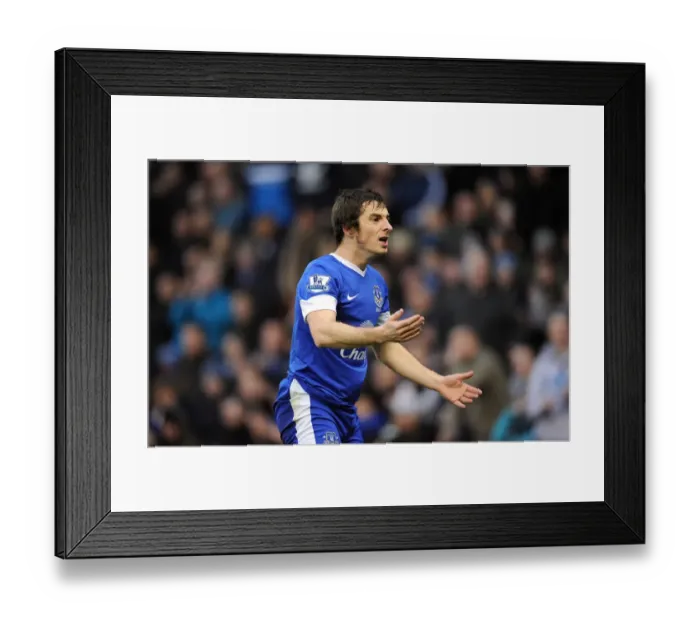 Framed Print : Everton's Leighton Baines at Britannia Stadium: Everton vs Stoke City, 15-12-2012 (1-1)