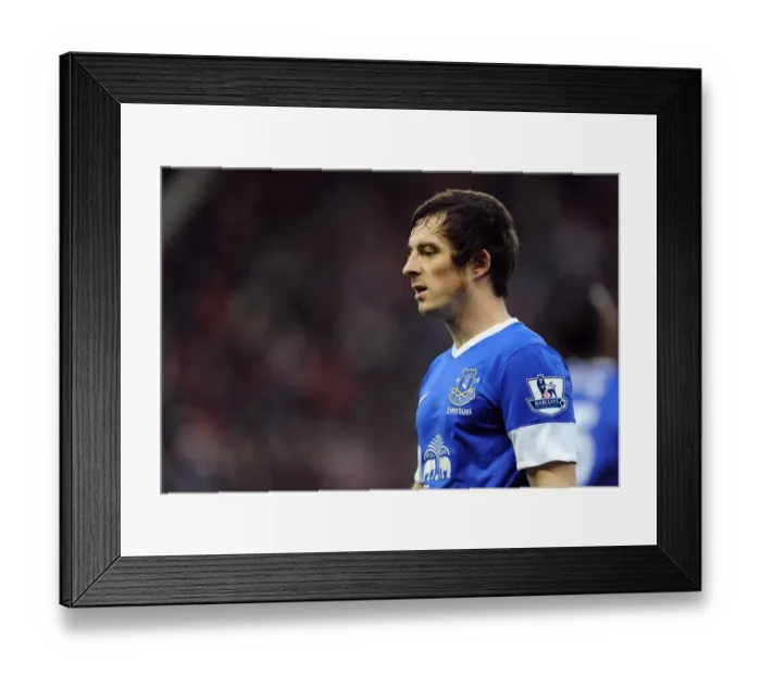 Framed Print : Decisive Draw: Leighton Baines at Britannia Stadium - Everton vs Stoke City (December 15, 2012)