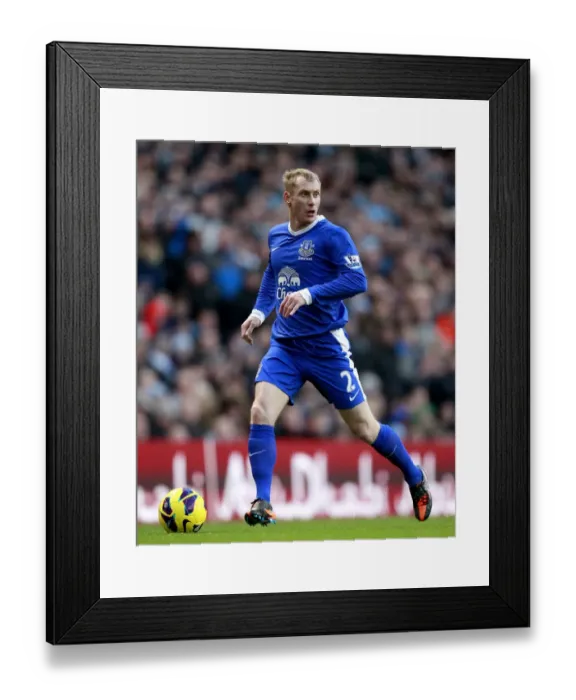 Framed Print : A Draw at Etihad: Manchester City vs. Everton - Tony Hibbert's Battle
