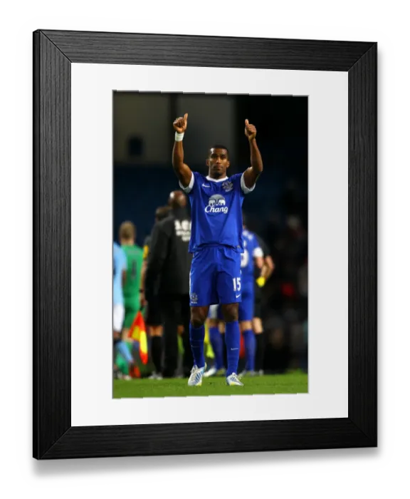 Framed Print : Distin's Thumbs-Up: Manchester City vs. Everton (1-1) - Etihad Stadium, Barclays Premier League (December 1, 2012) Framed Print : Distin's Thumbs-Up: Manchester City vs. Everton (1-1) - Etihad Stadium, Barclays Premier League (December 1, 2012)