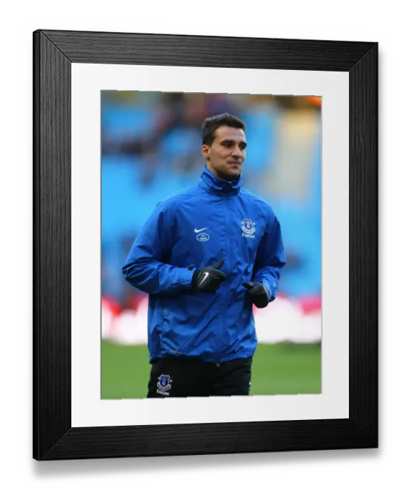 Framed Print : Apostolos Vellios Scores a Dramatic Equalizer: Manchester City 1-1 Everton (December 1, 2012) Framed Print : Apostolos Vellios Scores a Dramatic Equalizer: Manchester City 1-1 Everton (December 1, 2012)