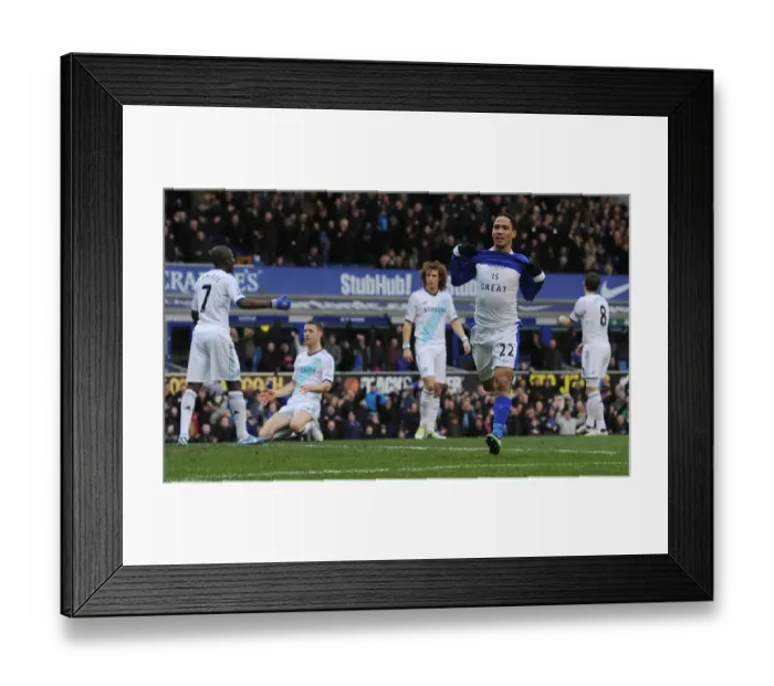 Framed Print : Stephen Pienaar's Thrilling Goal Celebration: Everton vs. Chelsea (December 30, 2012) Framed Print : Stephen Pienaar's Thrilling Goal Celebration: Everton vs. Chelsea (December 30, 2012)