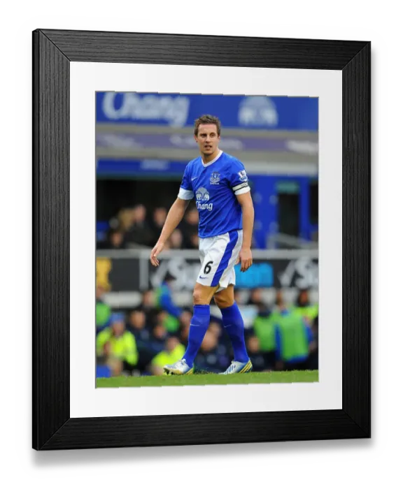 Framed Print : Phil Jagielka Faces Off Against Chelsea at Goodison Park: Everton 1 - Chelsea 2 (Barclays Premier League, 30-12-2012) Framed Print : Phil Jagielka Faces Off Against Chelsea at Goodison Park: Everton 1 - Chelsea 2 (Barclays Premier League, 30-12-2012)
