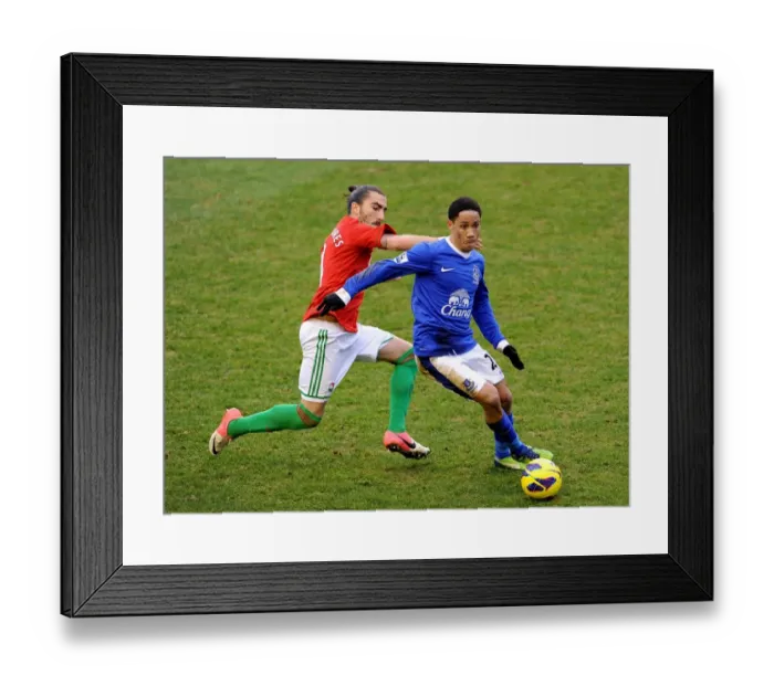 Framed Print : Battle at Goodison Park: A Tight 0-0 Stalemate - Chico vs Pienaar