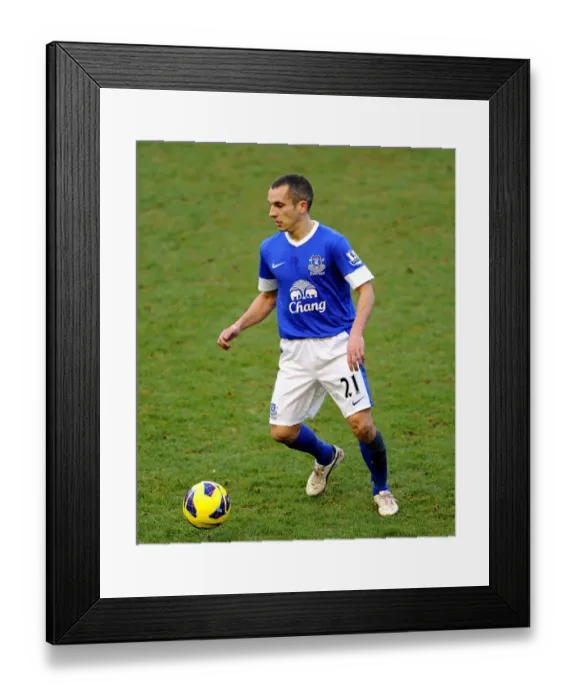 Framed Print : Leon Osman Leads Everton in Scoreless Battle against Swansea City (Everton 0 - Swansea City 0, Goodison Park, 12-01-2013) Framed Print : Leon Osman Leads Everton in Scoreless Battle against Swansea City (Everton 0 - Swansea City 0, Goodison Park, 12-01-2013)