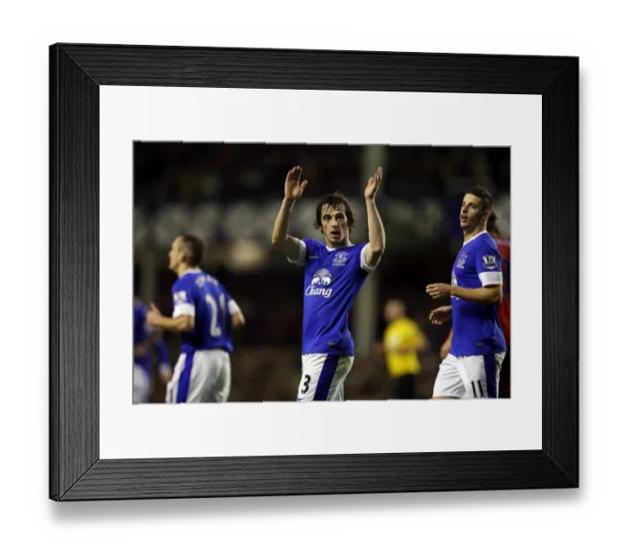 Framed Print : Leighton Baines Leadership: Everton's 2-1 Victory over West Bromwich Albion (Barclays Premier League, 30-01-2013) Framed Print : Leighton Baines Leadership: Everton's 2-1 Victory over West Bromwich Albion (Barclays Premier League, 30-01-2013)