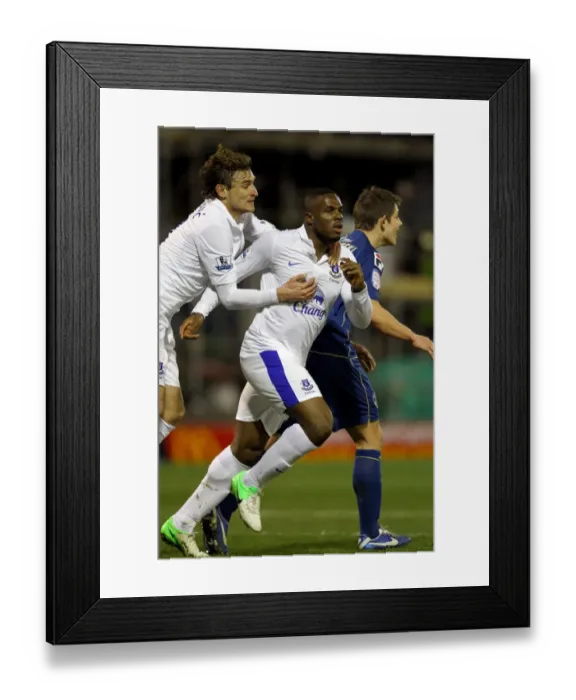Framed Print : FA Cup - Fifth Round - Oldham Athletic v Everton - Boundary Park Framed Print : FA Cup - Fifth Round - Oldham Athletic v Everton - Boundary Park