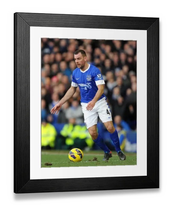 Framed Print : Darron Gibson, Everton Framed Print : Darron Gibson, Everton