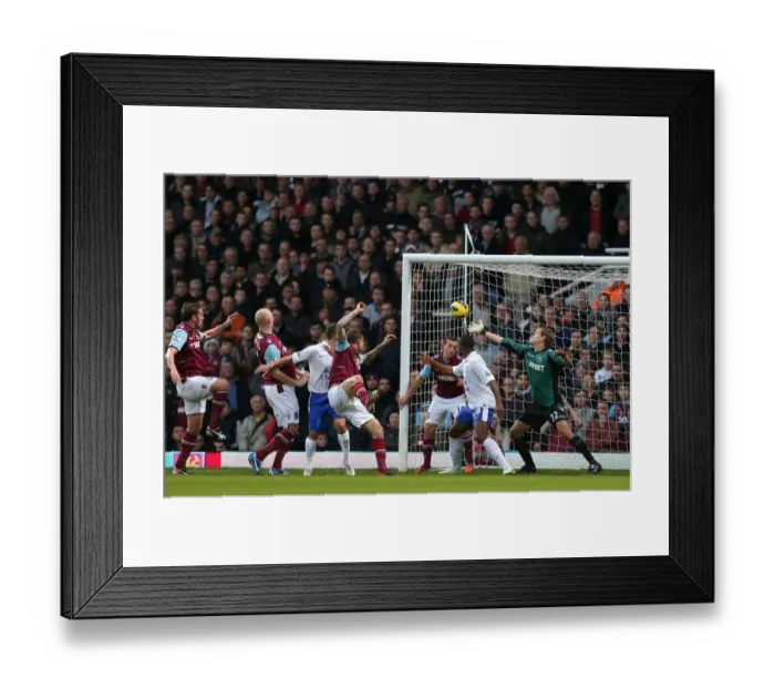 Framed Print : Disallowed Goal: Leon Osman's Controversial Effort for Everton vs. West Ham United (22-12-2012, Upton Park)