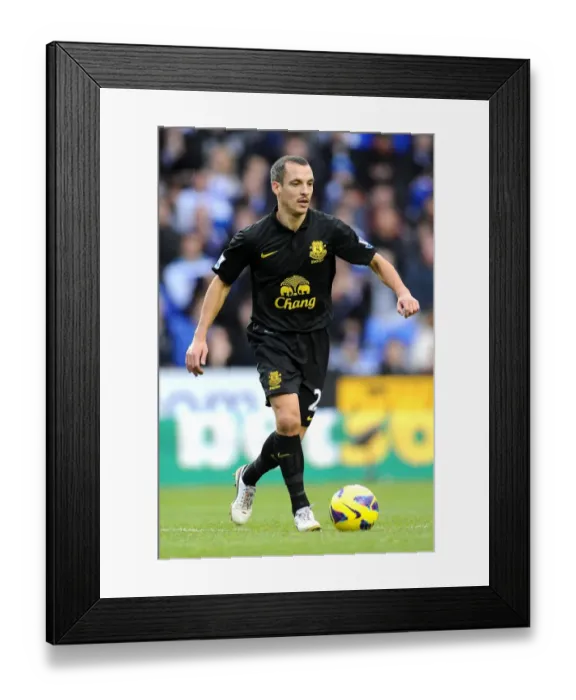 Framed Print : Leon Osman's Game-Winning Goal: Everton's Triumph over Reading in the Barclays Premier League (17-11-2012) Framed Print : Leon Osman's Game-Winning Goal: Everton's Triumph over Reading in the Barclays Premier League (17-11-2012)