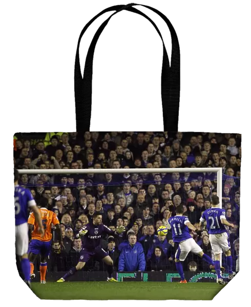 FA Cup - Fifth Round Replay - Everton v Oldham Athletic - Goodison Park