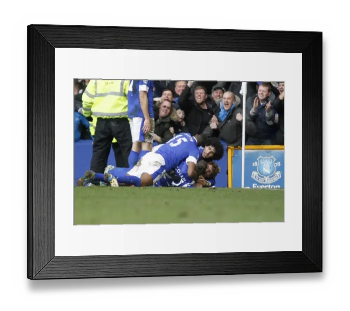 Framed Print : Jelavic Scores Everton's Second: Everton 2-0 Manchester City (Premier League, Goodison Park, 16-03-2013) Framed Print : Jelavic Scores Everton's Second: Everton 2-0 Manchester City (Premier League, Goodison Park, 16-03-2013)