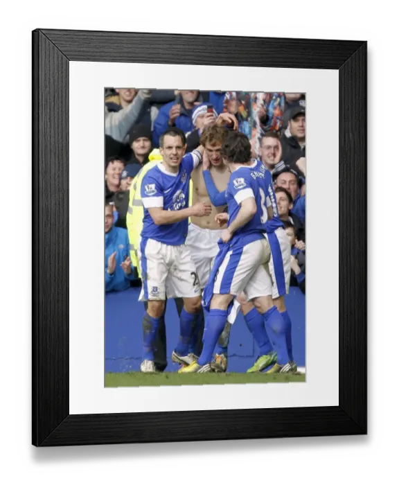 Framed Print : Jelavic Strikes Again: Everton Takes 2-0 Lead Over Manchester City (Premier League, Goodison Park, 16-03-2013) Framed Print : Jelavic Strikes Again: Everton Takes 2-0 Lead Over Manchester City (Premier League, Goodison Park, 16-03-2013)
