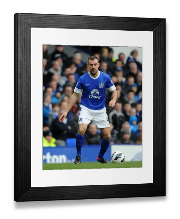 Framed Print : Darron Gibson Scores the Winner: Everton's 2-0 Victory over Manchester City (Premier League, March 16, 2013) Framed Print : Darron Gibson Scores the Winner: Everton's 2-0 Victory over Manchester City (Premier League, March 16, 2013)