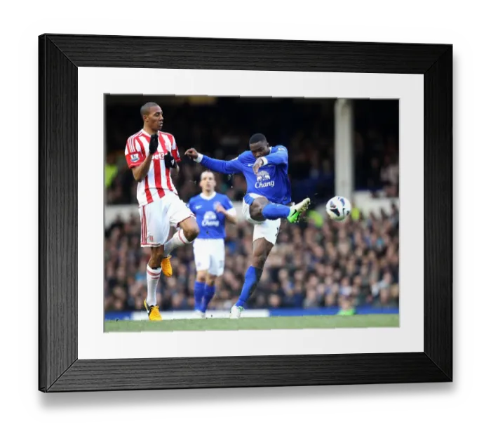 Framed Print : Barclays Premier League - Everton v Stoke City - Goodison Park Framed Print : Barclays Premier League - Everton v Stoke City - Goodison Park