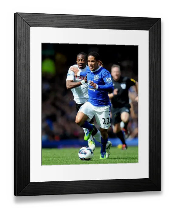 Framed Print : Battle for the Ball: Pienaar vs Enoh at Goodison Park (Everton 1-0) Framed Print : Battle for the Ball: Pienaar vs Enoh at Goodison Park (Everton 1-0)