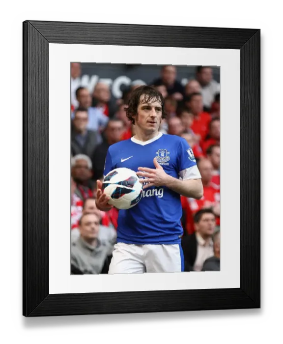 Framed Print : Everton's Leighton Baines Shines in Scoreless Everton Derby at Anfield (May 5, 2013) Framed Print : Everton's Leighton Baines Shines in Scoreless Everton Derby at Anfield (May 5, 2013)