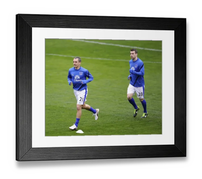 Framed Print : Everton FC: Osman and Coleman Warming Up Ahead of Everton vs. QPR (13-04-2013) Framed Print : Everton FC: Osman and Coleman Warming Up Ahead of Everton vs. QPR (13-04-2013)