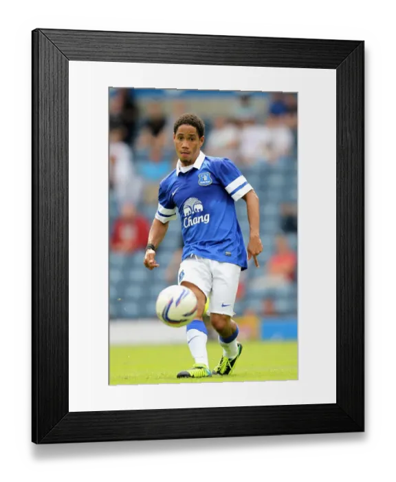 Framed Print : Steve Pienaar Scores in Everton's Pre-Season Triumph over Blackburn Rovers (3-1)