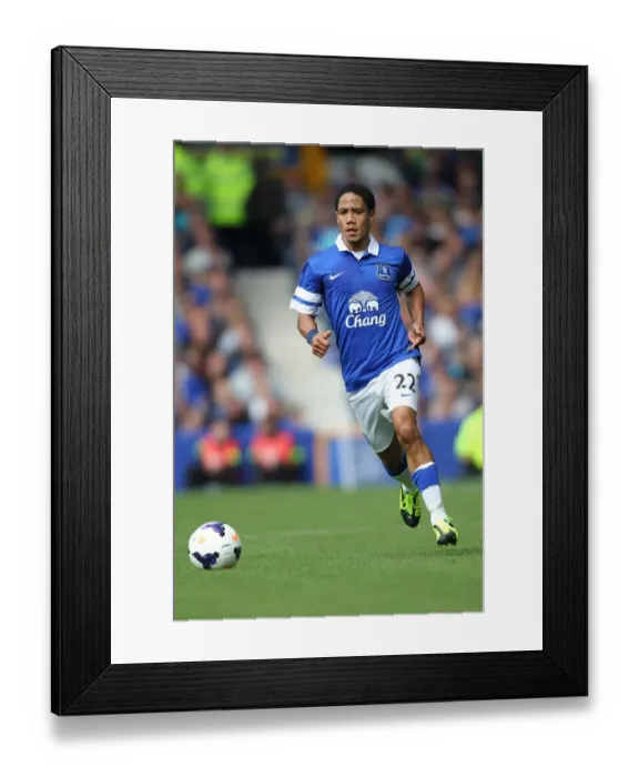 Framed Print : Steven Pienaar Scores: Everton Edge Past Real Betis 2-1 in Pre-Season Friendly at Goodison Park (11-08-2013)