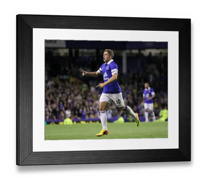 Framed Print : Deulofeu's Stunner: Everton's Game-Winning Goal in Capital One Cup Victory over Stevenage (28-08-2013) Framed Print : Deulofeu's Stunner: Everton's Game-Winning Goal in Capital One Cup Victory over Stevenage (28-08-2013)