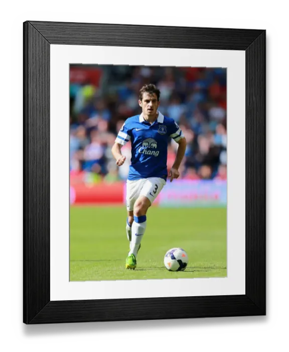 Framed Print : Barclays Premier League: A Scoreless Stalemate at Cardiff City Stadium - Everton's Leighton Baines Framed Print : Barclays Premier League: A Scoreless Stalemate at Cardiff City Stadium - Everton's Leighton Baines
