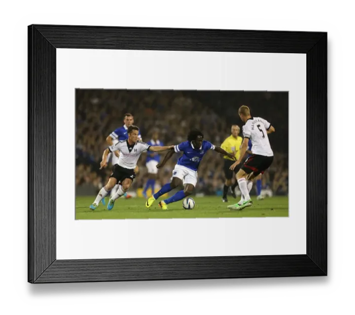Framed Print : Everton's Triumph over Fulham: Lukaku's Pursuit in the Capital One Cup Framed Print : Everton's Triumph over Fulham: Lukaku's Pursuit in the Capital One Cup
