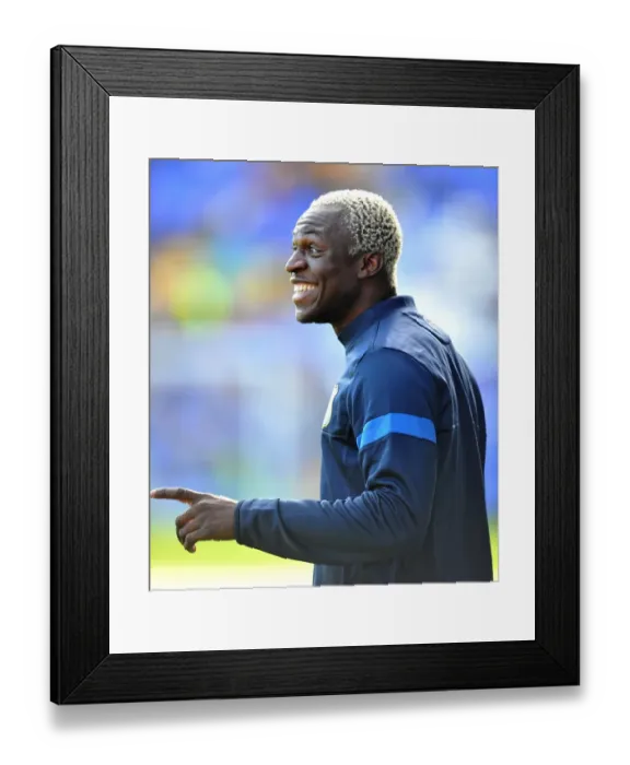 Framed Print : Everton's Arouna Kone: Unwavering Focus during Pre-Match Training before Everton vs Hull City (19-10-2013, Goodison Park: Everton 2 - Hull City 1) Framed Print : Everton's Arouna Kone: Unwavering Focus during Pre-Match Training before Everton vs Hull City (19-10-2013, Goodison Park: Everton 2 - Hull City 1)