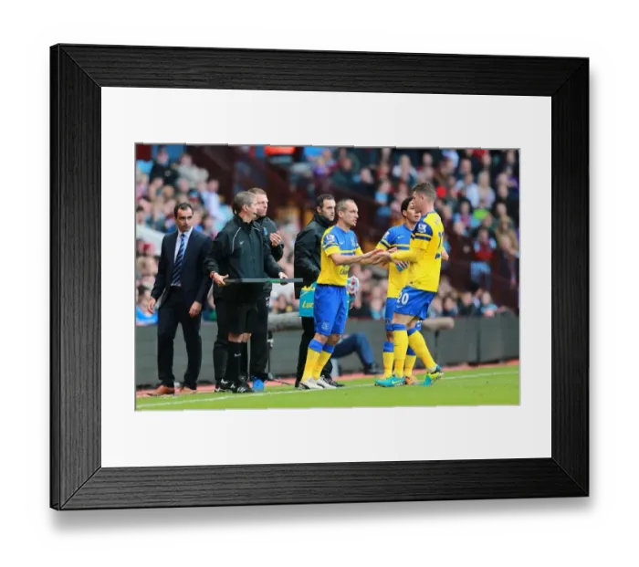 Framed Print : Osman's Impact: Everton's Win at Villa Park (26-10-2013) - Osman Replaces Barkley, Aston Villa 0 - Everton 2 Framed Print : Osman's Impact: Everton's Win at Villa Park (26-10-2013) - Osman Replaces Barkley, Aston Villa 0 - Everton 2