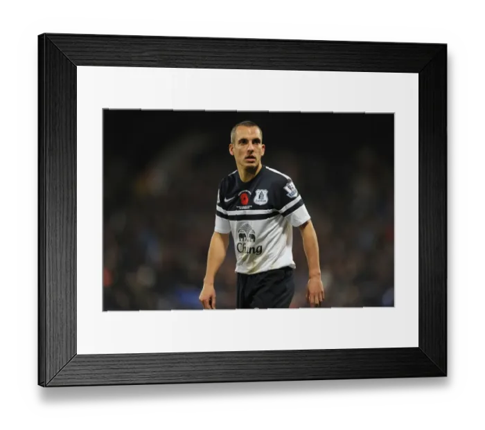 Framed Print : 0-0 Battle at Selhurst Park: Leon Osman's Leading Performance in Scoreless Everton Draw Against Crystal Palace (November 2013) Framed Print : 0-0 Battle at Selhurst Park: Leon Osman's Leading Performance in Scoreless Everton Draw Against Crystal Palace (November 2013)