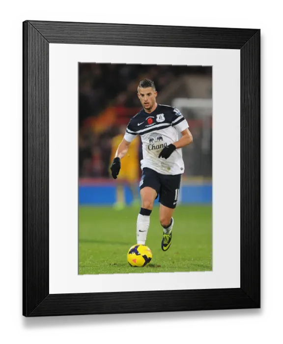 Framed Print : A Stalemate at Selhurst Park: Kevin Mirallas Shines in Scoreless Draw between Crystal Palace and Everton (09-11-2013) Framed Print : A Stalemate at Selhurst Park: Kevin Mirallas Shines in Scoreless Draw between Crystal Palace and Everton (09-11-2013)