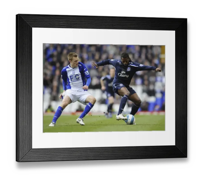 Framed Print : Football - Birmingham City v Everton Barclays Premier League - St Andrews - 12  /  4  /  08 Birmingham Citys Sebastian Larsson in action against Manuel Fernandes - Evertons Mandatory Credit: Action Images  /  Tony O Brien Livepic NO ONLINE  /  I