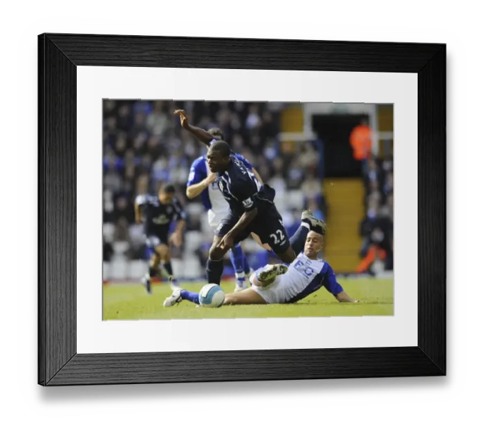 Framed Print : Yakubu vs. Nafti: Intense Battle between Everton's Yakubu and Birmingham City's Mehdi Nafti in the Barclays Premier League, December 4, 2008 Framed Print : Yakubu vs. Nafti: Intense Battle between Everton's Yakubu and Birmingham City's Mehdi Nafti in the Barclays Premier League, December 4, 2008