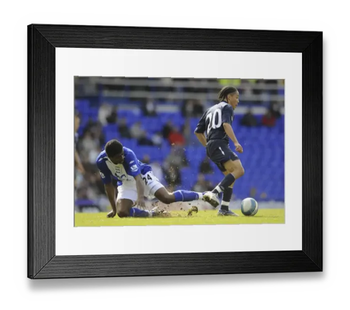 Framed Print : Clash of the Titans: Pienaar vs Jaidi - Birmingham City vs Everton, April 12, 2008 Framed Print : Clash of the Titans: Pienaar vs Jaidi - Birmingham City vs Everton, April 12, 2008