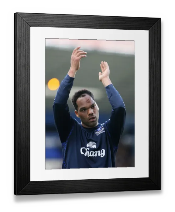 Framed Print : Joleon Lescott Salutes Everton Fans: Birmingham City vs Everton, 2008 Premier League Framed Print : Joleon Lescott Salutes Everton Fans: Birmingham City vs Everton, 2008 Premier League